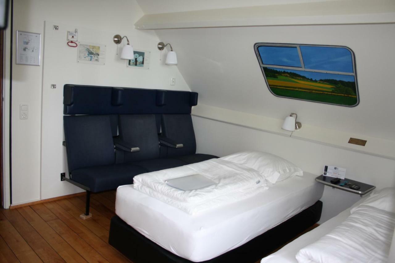 B&B Pension "Op'E Koai" Jirnsum エクステリア 写真